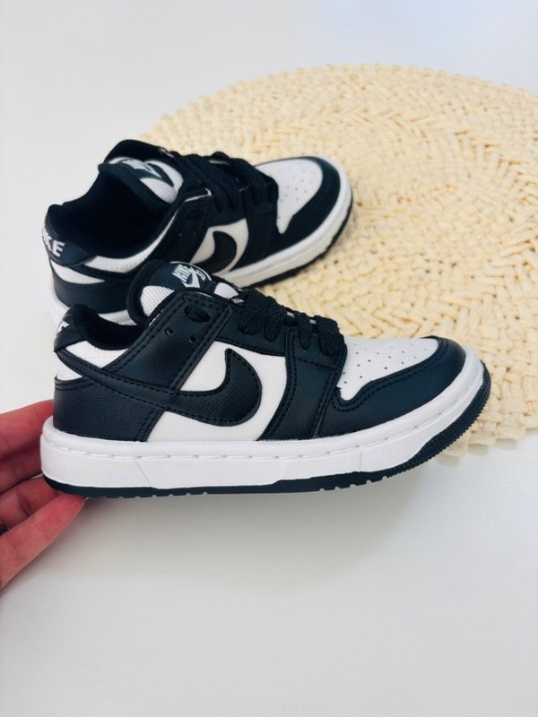 Producto - Nike Sb panda