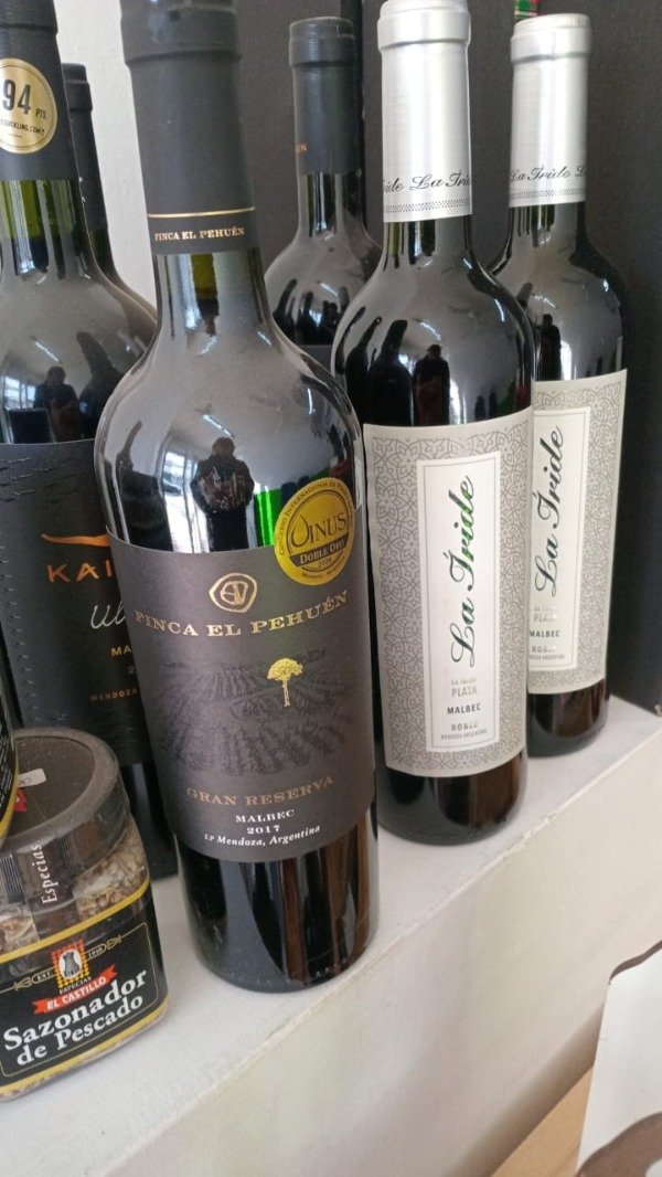 Producto - Vino FINCA EL PEHUÉN