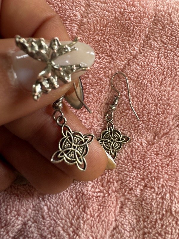 Producto - Aros Nudo de Bruja