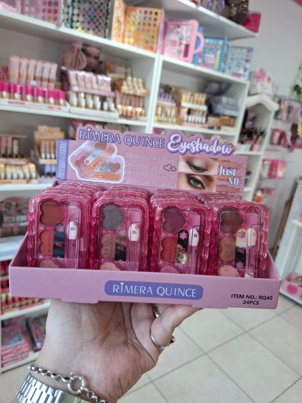 Producto - Paleta de sombras CASSETTE rimera quince