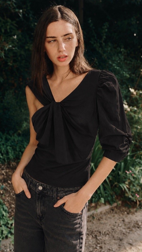 Producto - Top asimétrica con lino Zara - 0