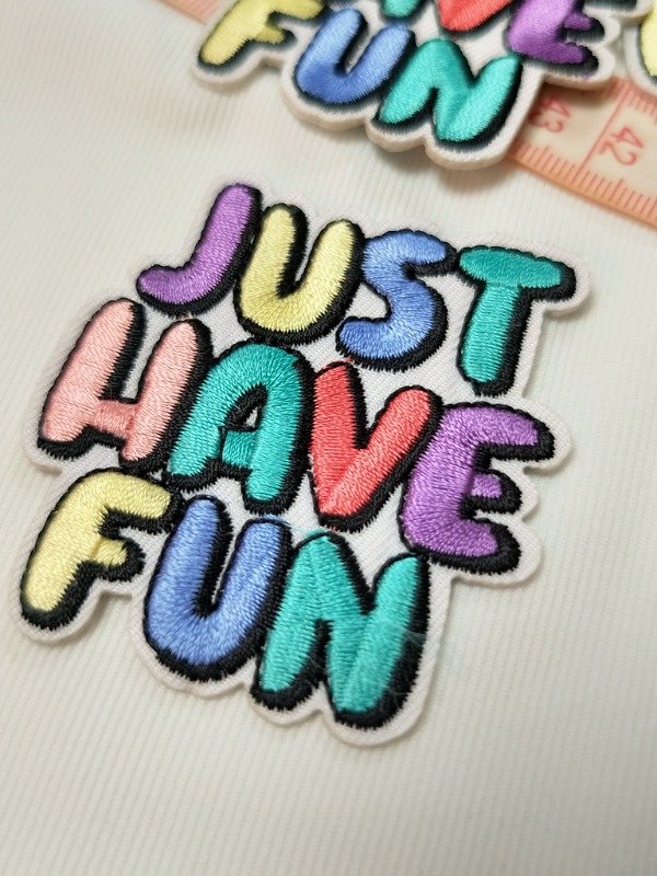 Producto - Aplique just hace fun bordado