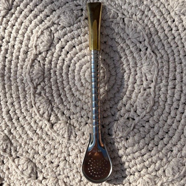 Producto - Bombilla Torneada Pico de Rey - Bronce
