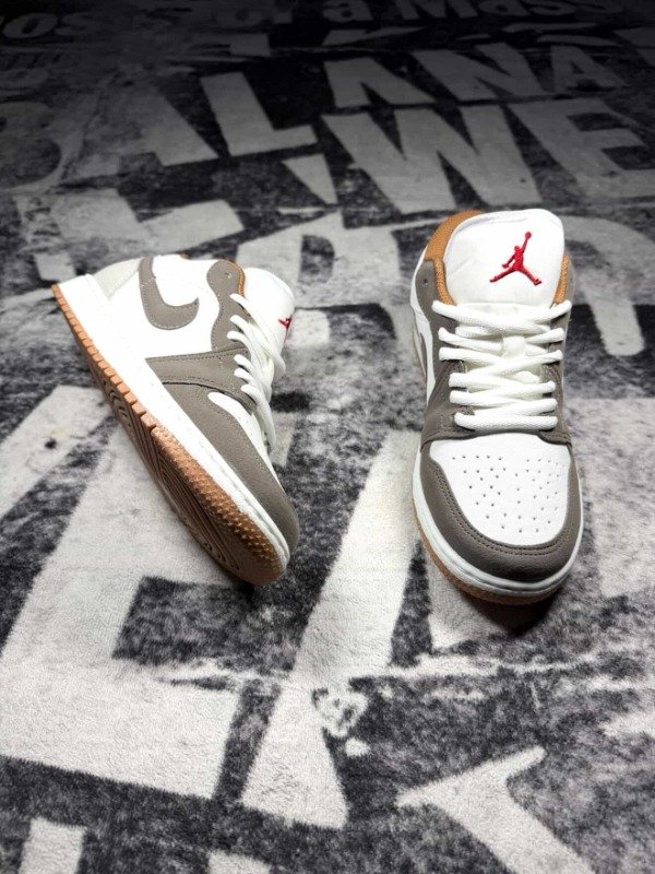 Producto - JORDAN "smoke latte" - 4