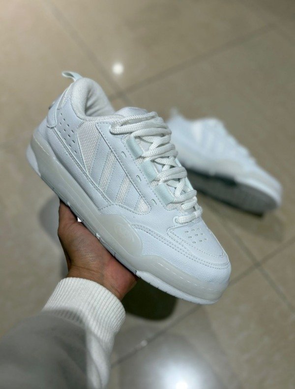 Producto - Adi 2000 TOTAL WHITE