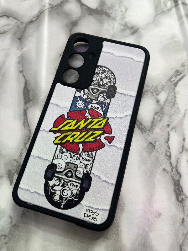 Producto - Funda diseño Santa Cruz Samsung a35/55